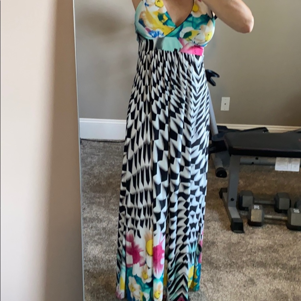 Halter maxi dress *NWT*